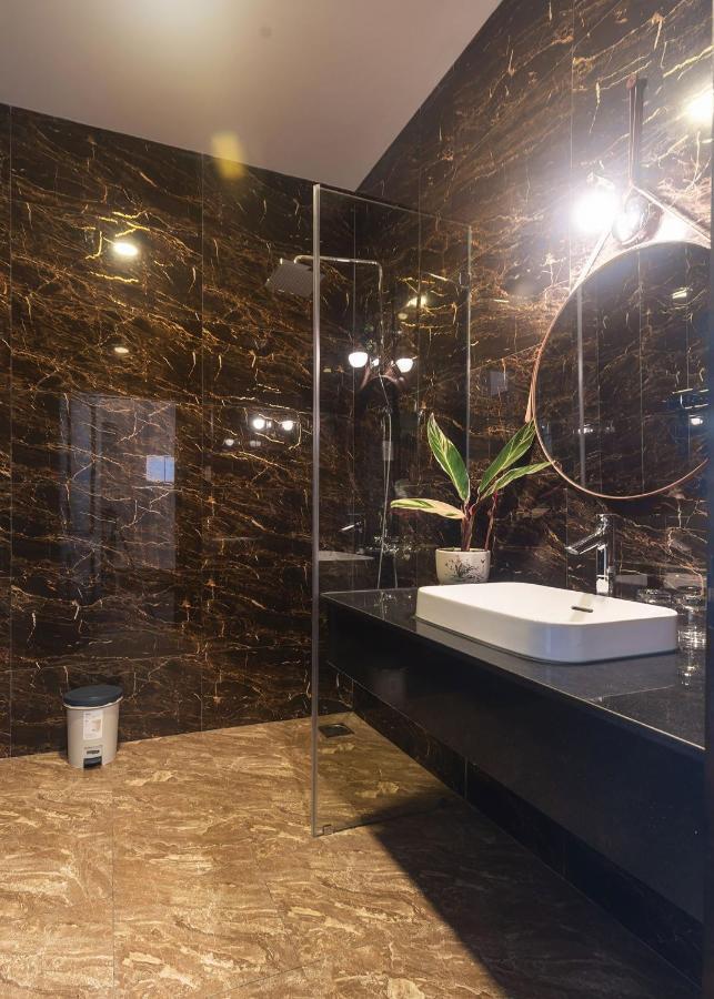 Msing Dalat Hotel ภายนอก รูปภาพ